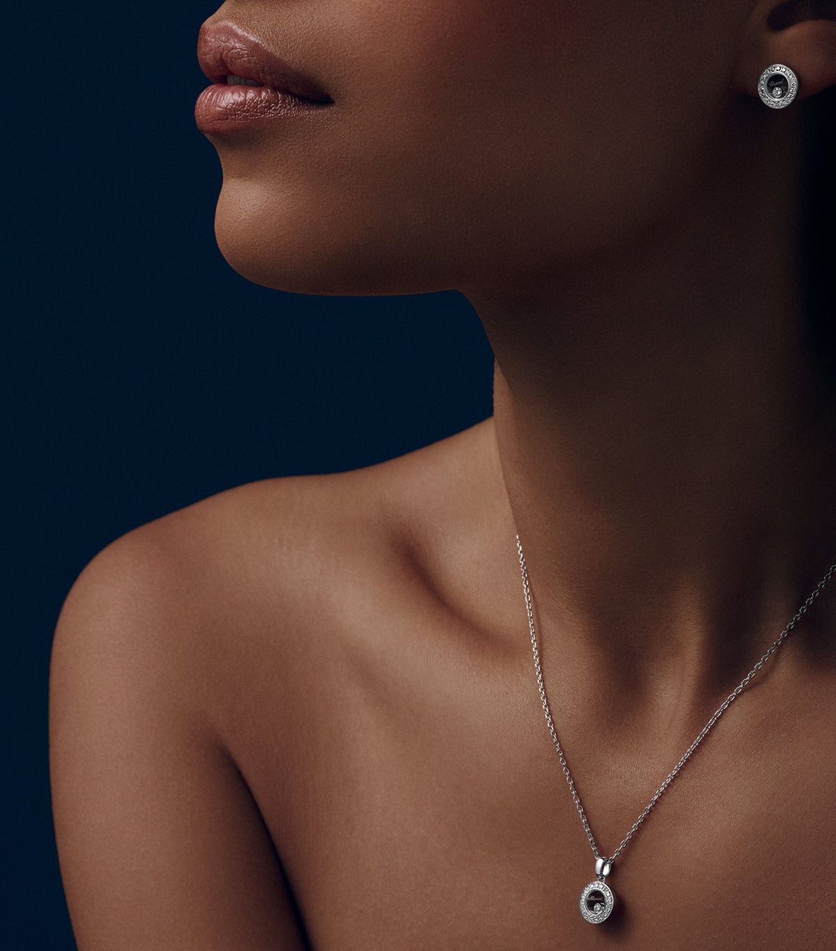 HAPPY PEDANT SILVER DIAMOND NECKLACE