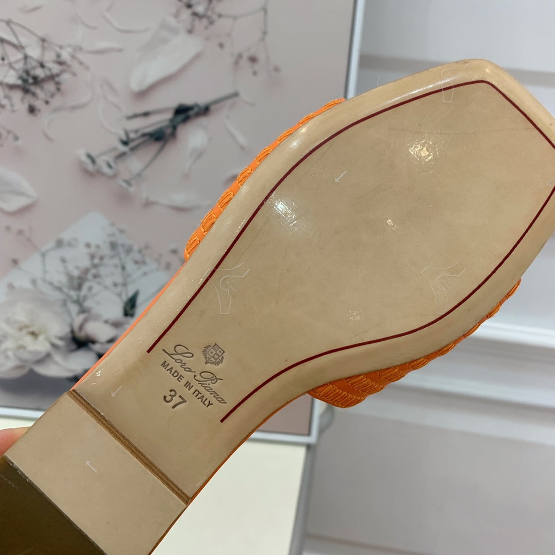 LP RAFFIA CHARMS FLATS SANDAL ORANGE CALFSKIN