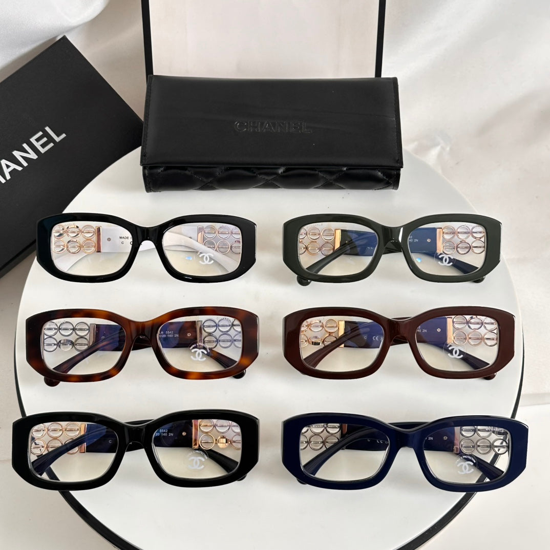 SQUARE SUNGLASSES 5542 IN ACETATE