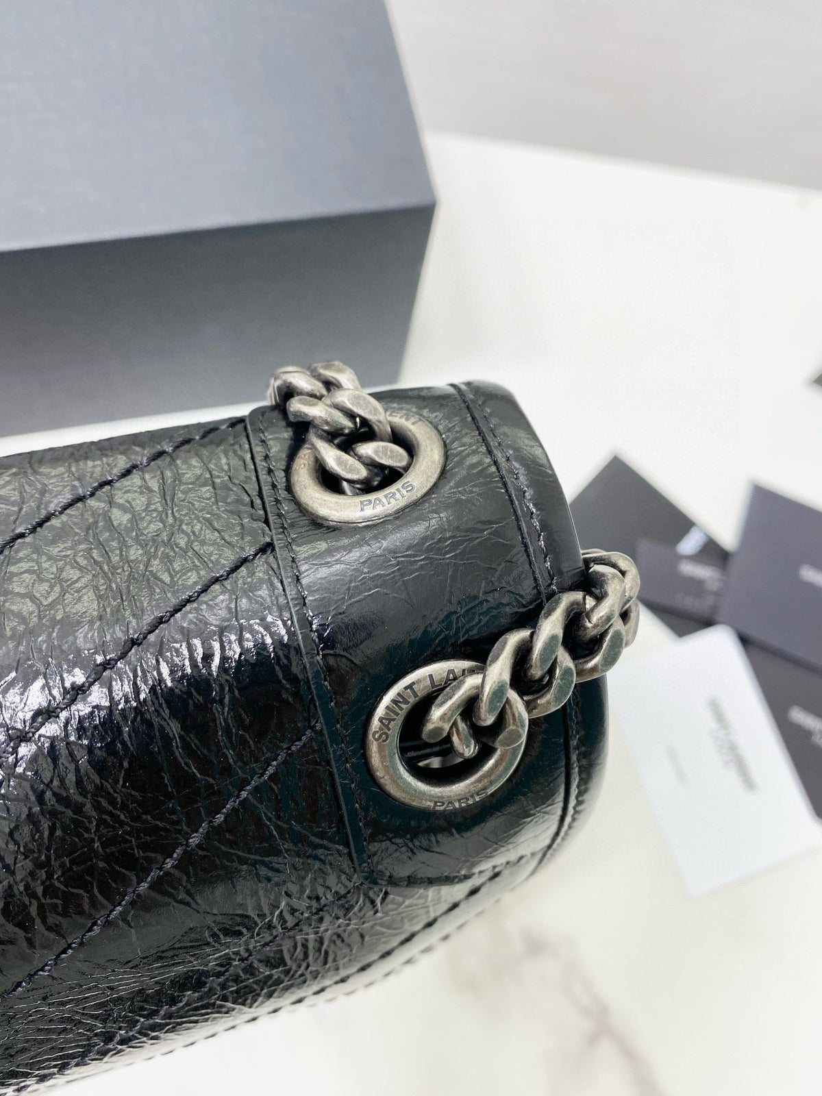 MEDIUM NIKI 28 IN BLACK CALFSKIN CHAIN BAG High-end