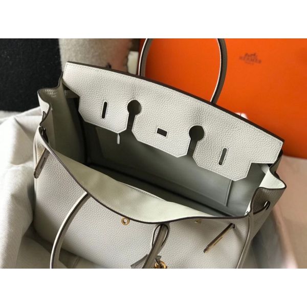 HERM Birkin 35cm Bag In Pearl Grey Clemence Leather GHW