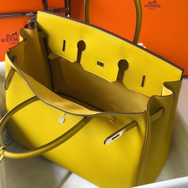 HERM Birkin 35cm Bag In Yellow Clemence Leather GHW