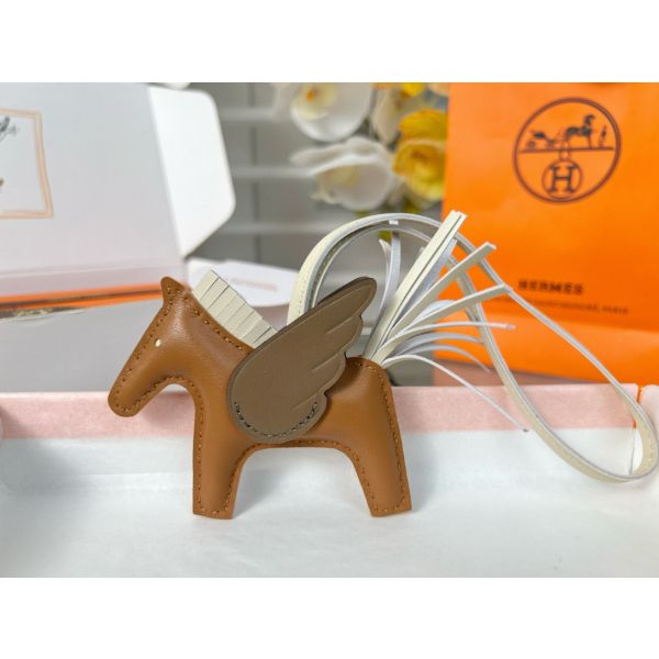 HERM Rodeo Pegase PM Bag Charm in Gold/Craie/Taupe Lambskin