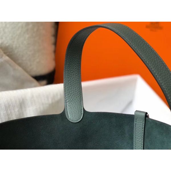HERM Picotin Lock 22 Bag In Vert Amande Clemence Leather