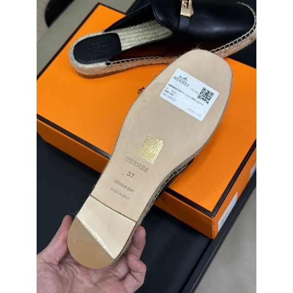 HERM Feria Espadrille Mules in Black Leather