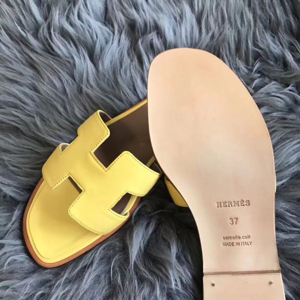 HERM Oran Sandals In Yellow Swift Leather