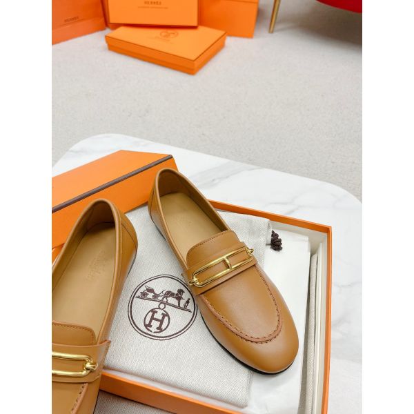 HERM Women's Colette Loafers in Brown Leather