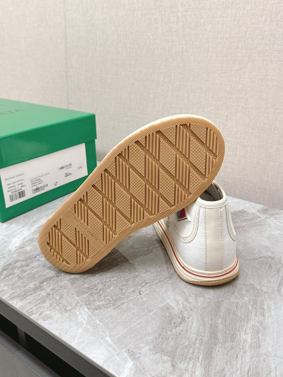 ELIOT SNEAKER IN WHITE MIX CHERRY RED CANVAS AND CALFSKIN