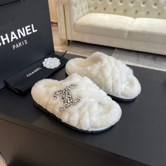 WHITE FUR CROSS STRAP SLIPPERS