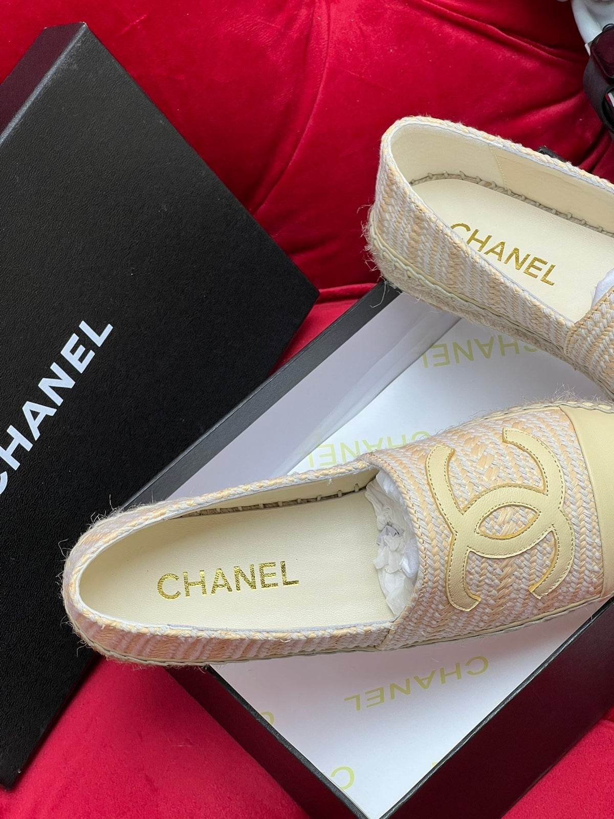 WOVEN LOAFERS IN DARK CREAM FABRIC