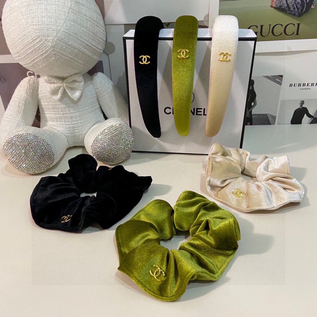 OLIVE GREEN VELVET HAIRBAND 124629
