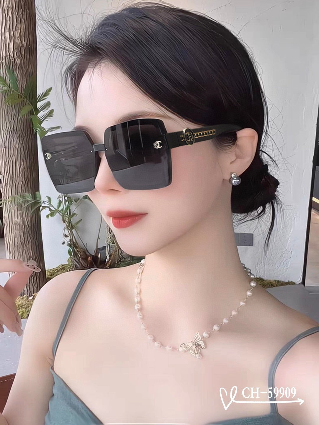 SQUARE SUNGLASSES 59909 IN BLACK TR FRAME WITH RESIN LENSES