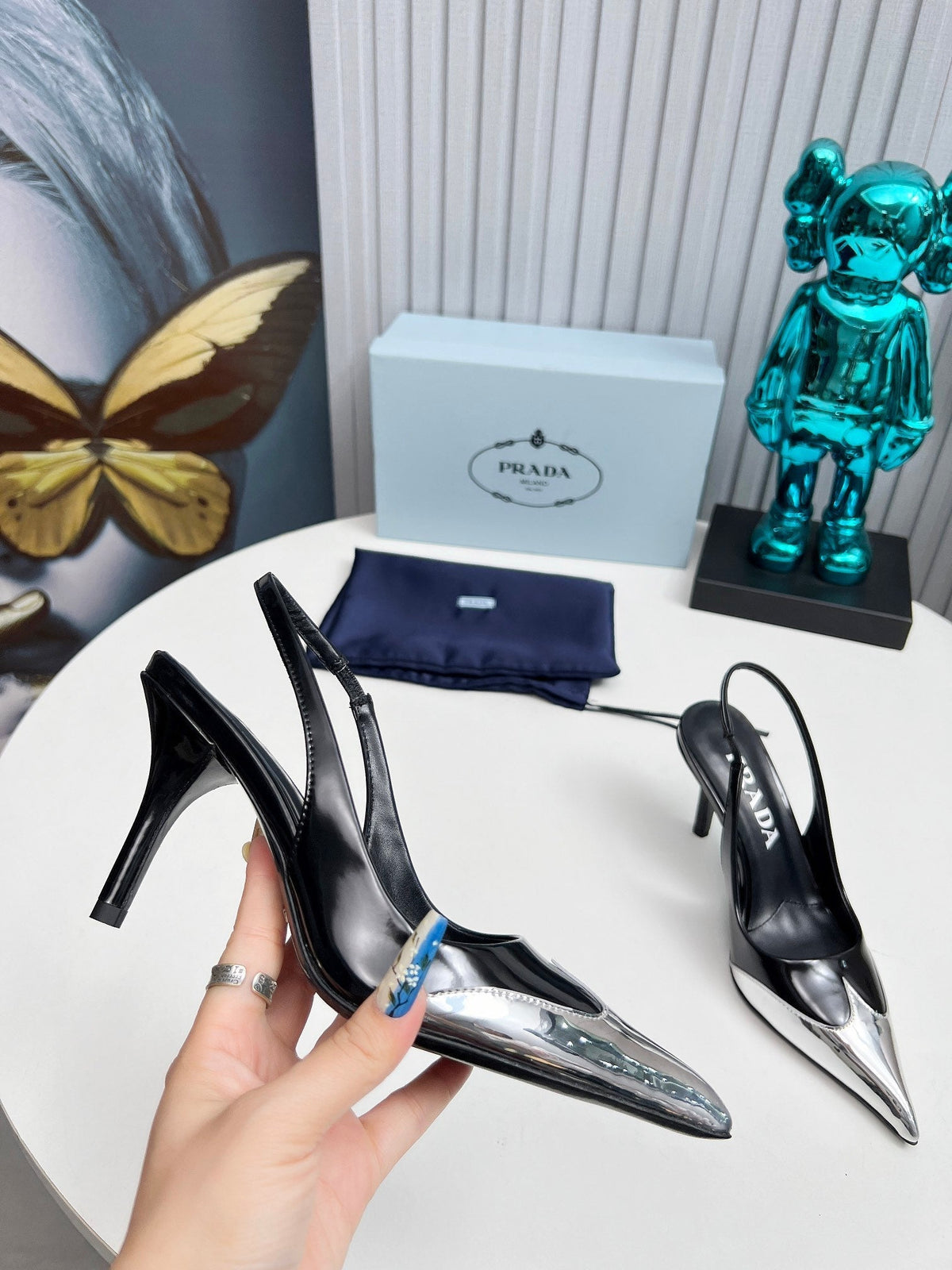 HIGH SLING BACK PUMPS IN SILVER MIX BLACK GLOSSY CALFSKIN