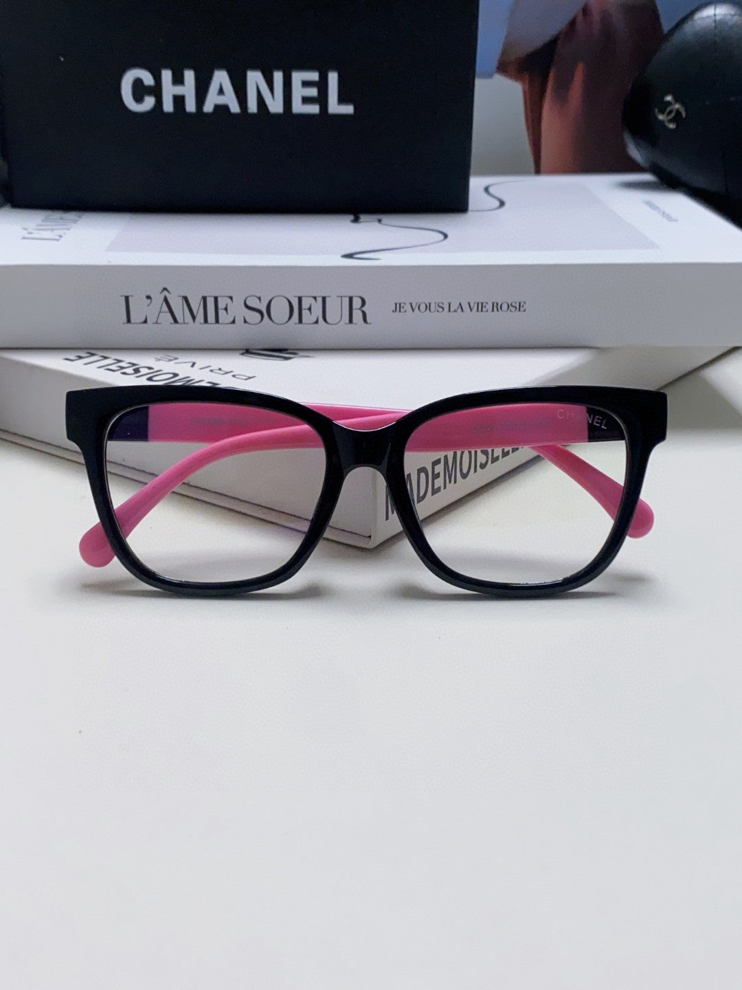 SQUARE SUNGLASSES 632888 IN BLACK AND PINK ACETATE