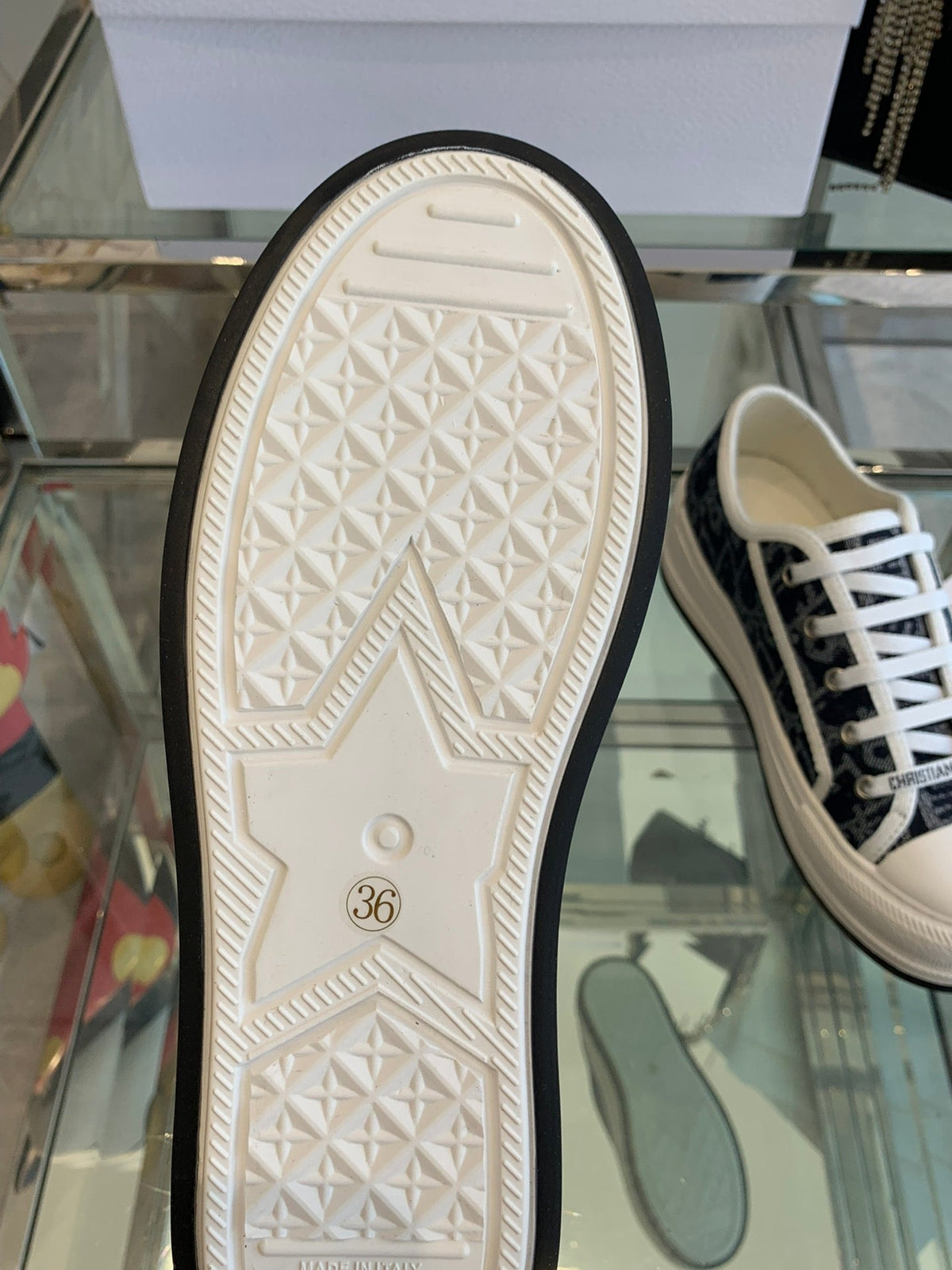 WALK'N PLATFORM SNEAKER IN IN NAVY BLUE EMBROIDERY ICONIC PATTERNS FABRIC