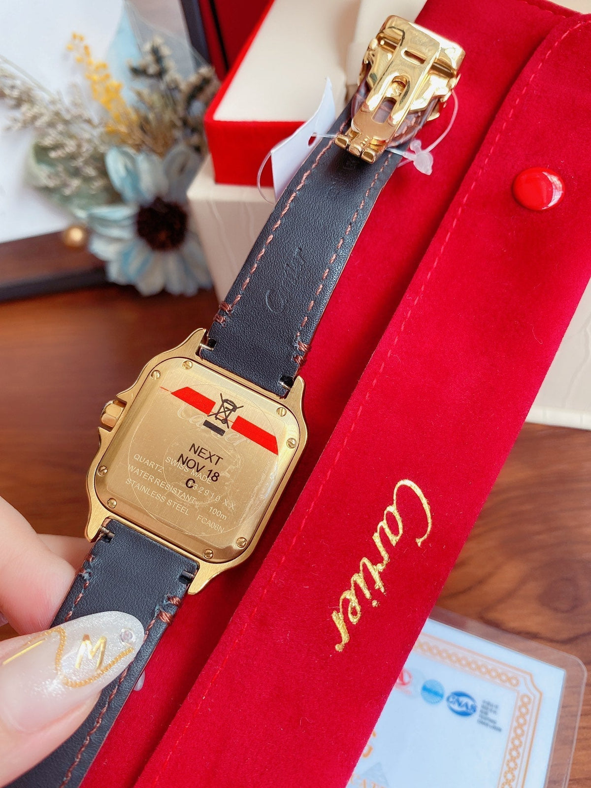SANTOS LADY 35MM QUARTZ 35MM GOLD CASE DIAMOND BEZEL LEATHER