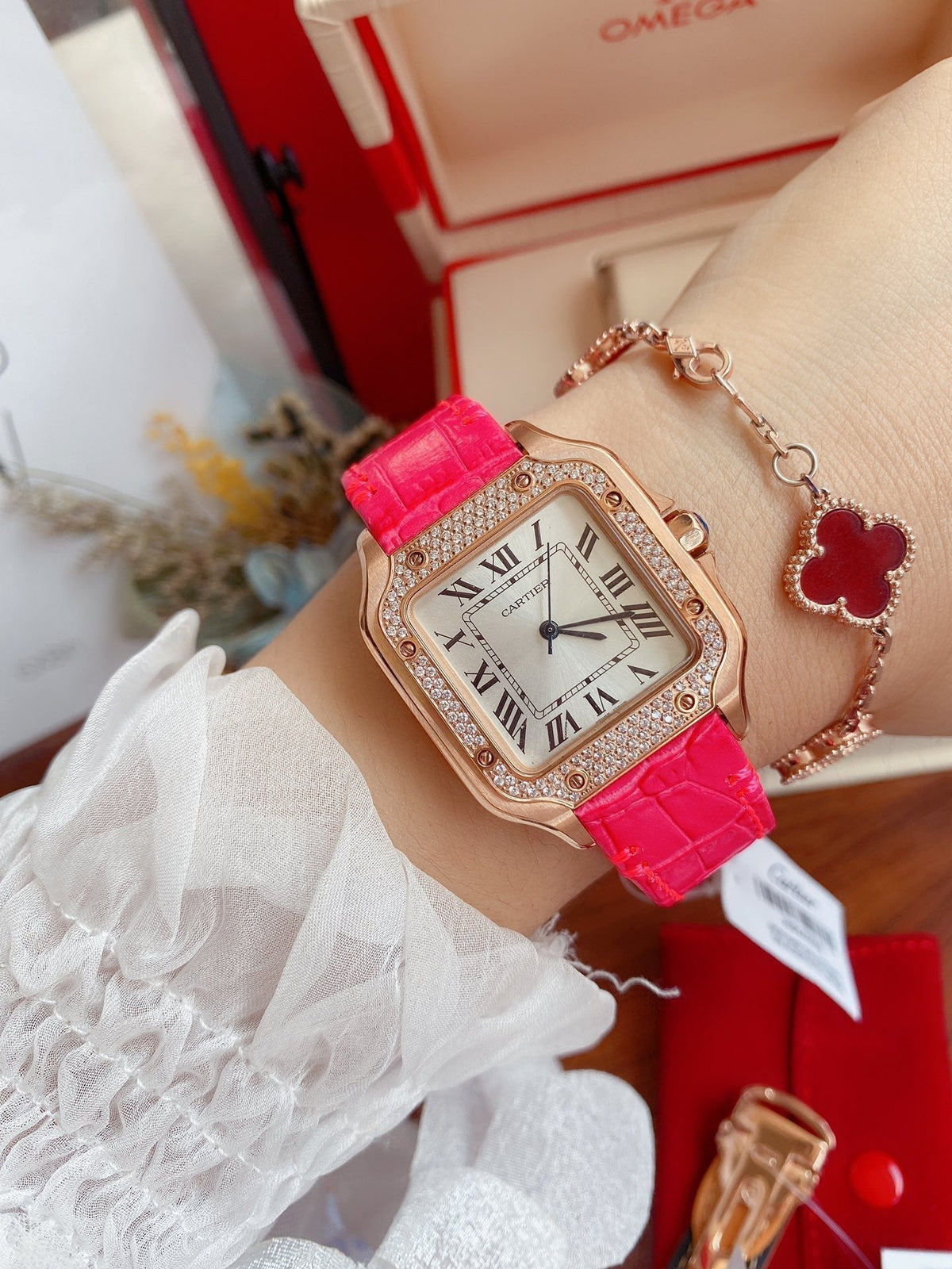 SANTOS LADY 35MM QUARTZ ROSE GOLD CASE DIAMOND BEZEL LEATHER