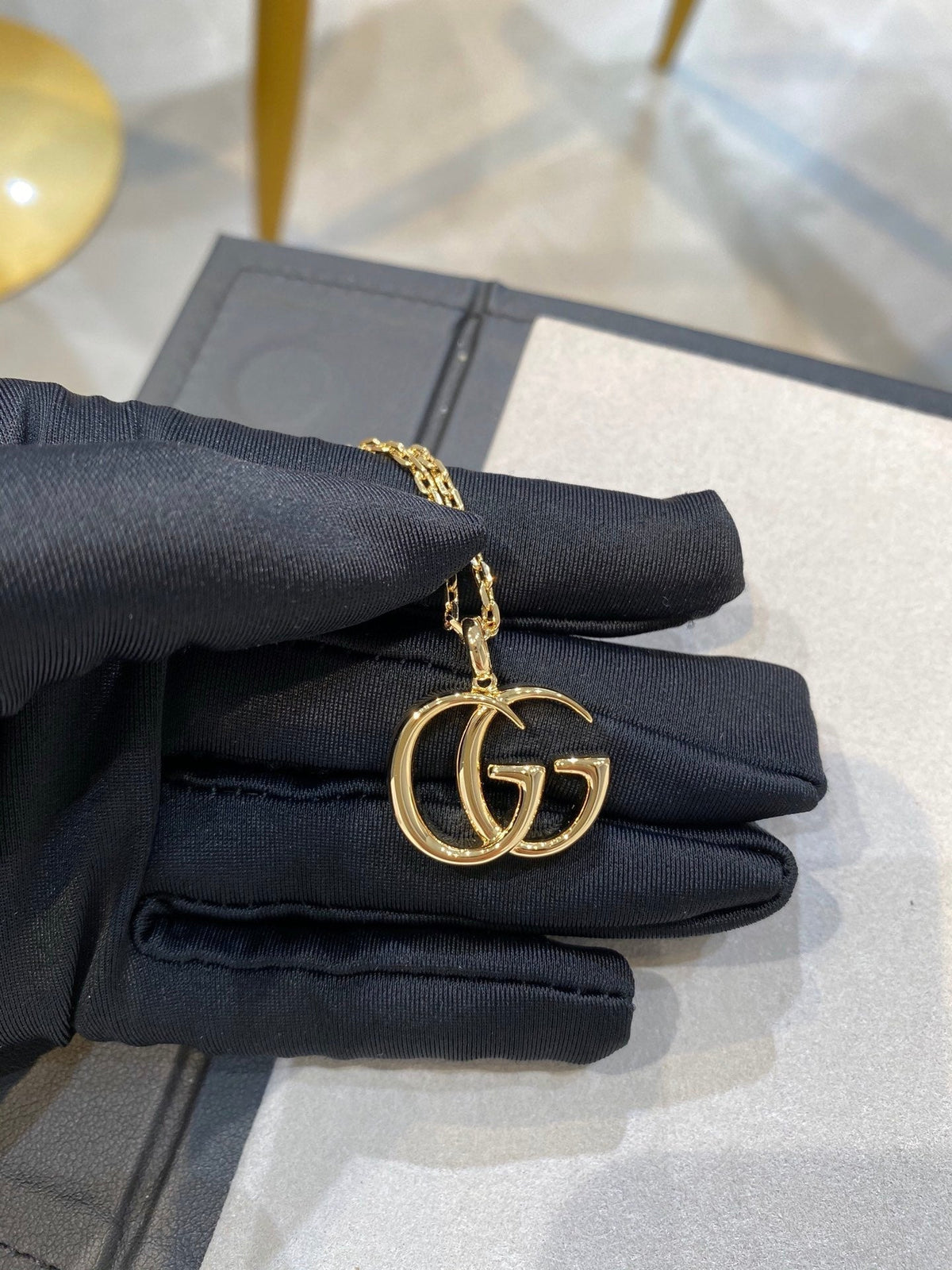 GG PEDANT GOLD NECKLACE