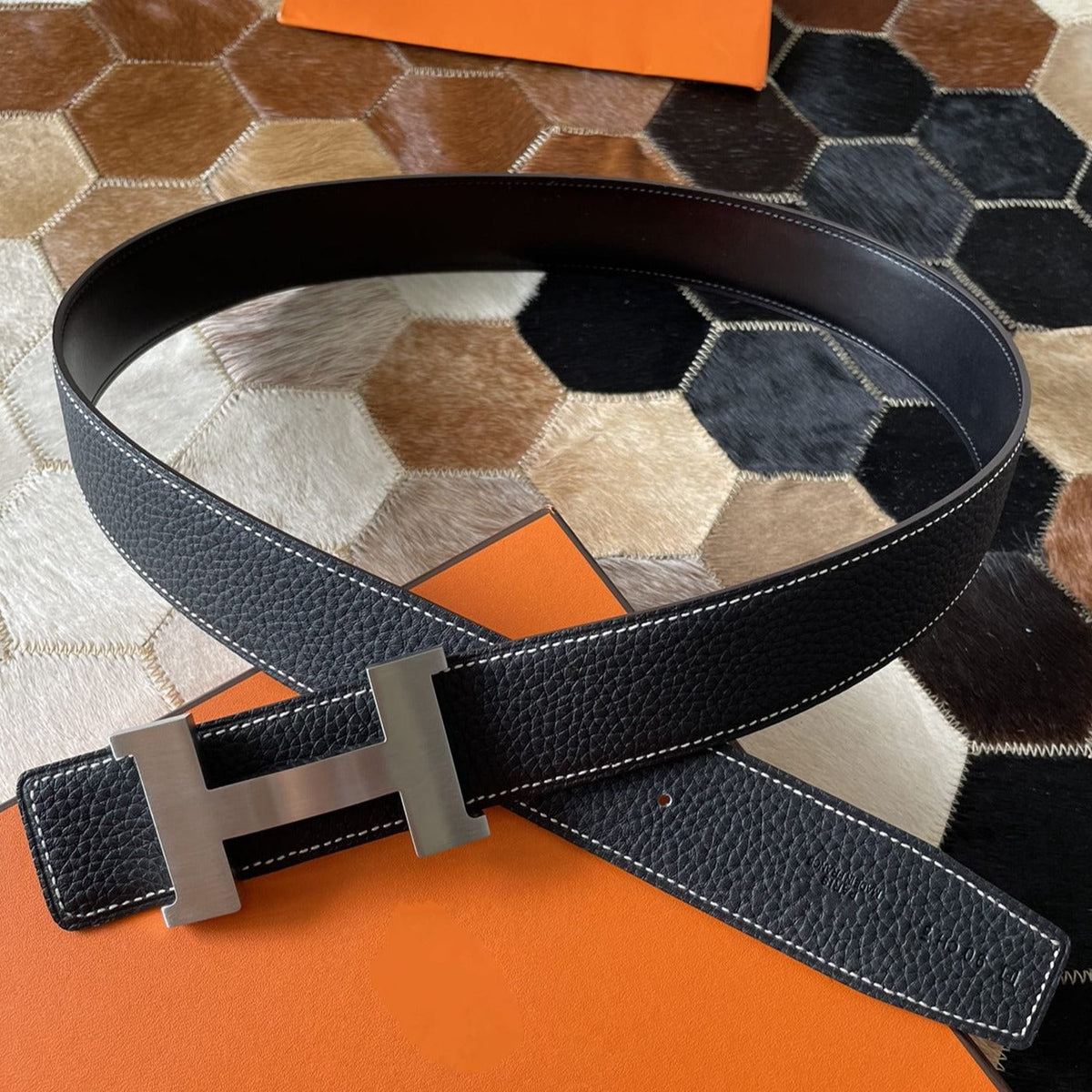 H CONTANCE BELT 38MM SILVER BUCKLE BLACK LEATHER