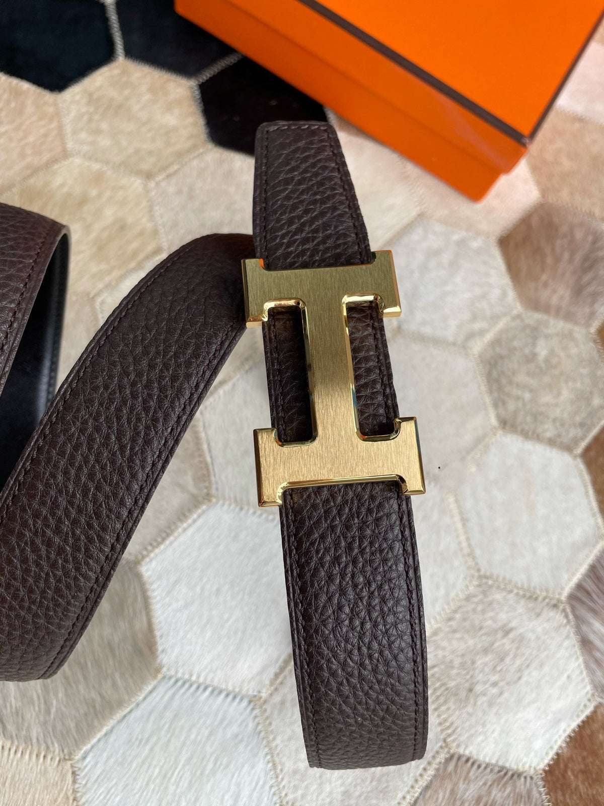 H CONTANCE BELT 32MM GOLD BUCKLE BLACK DARK BROWN LEATHER