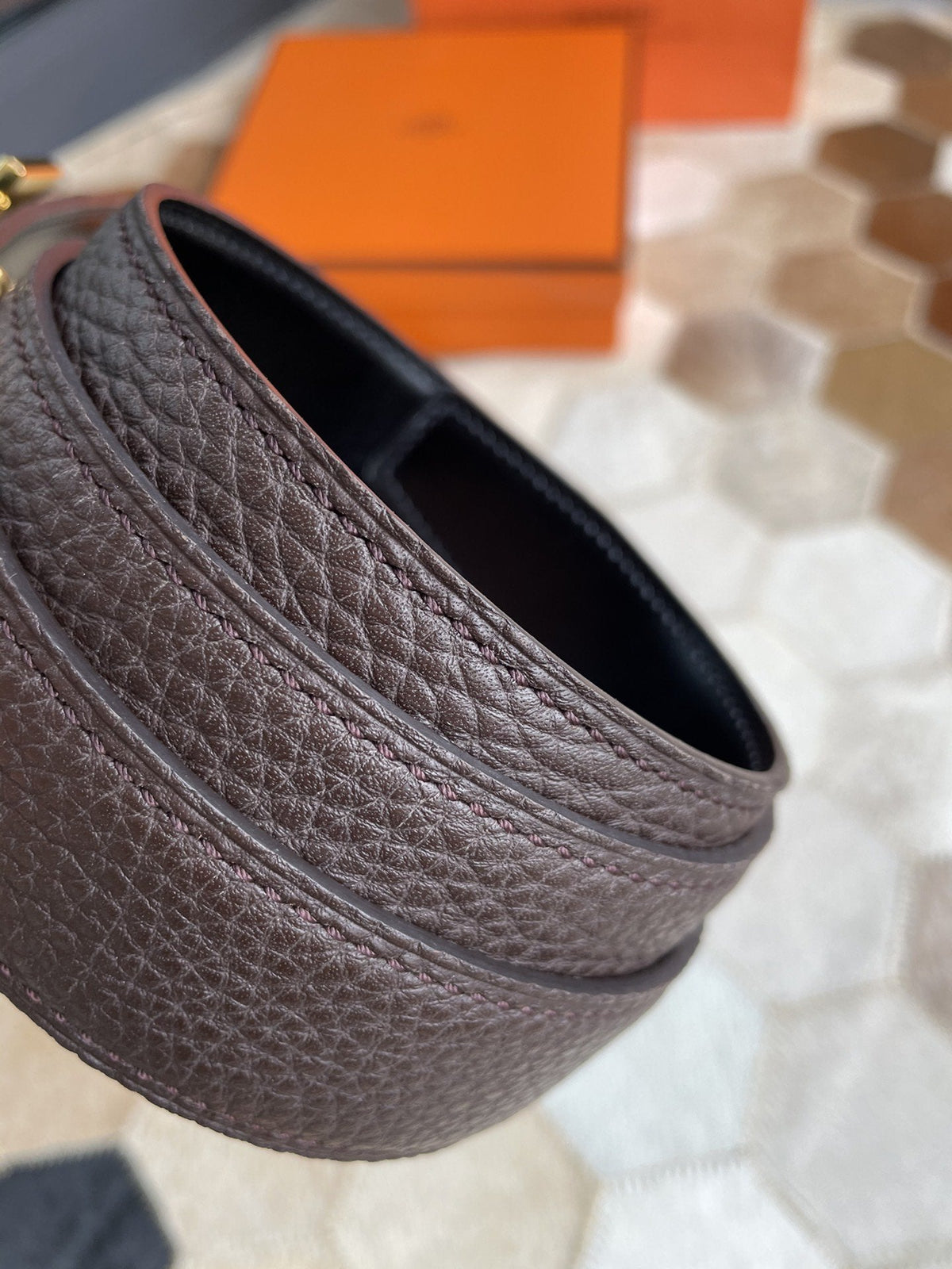 H CONTANCE BELT 32MM GOLD BUCKLE BLACK DARK BROWN LEATHER