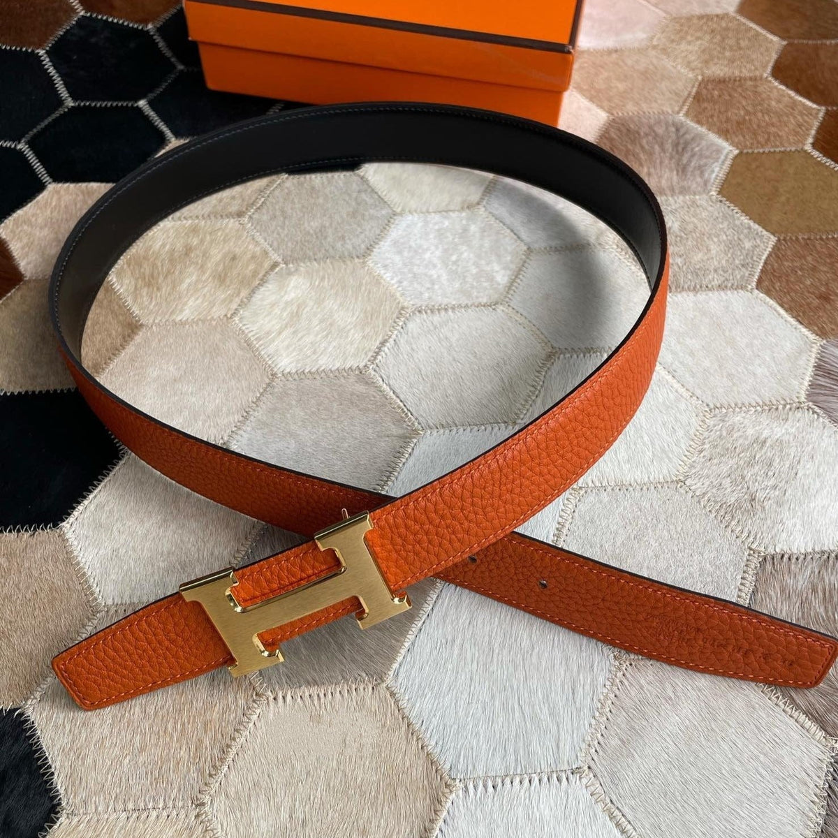 H CONTANCE BELT 32MM GOLD BUCKLE BLACK ORANGE LEATHER