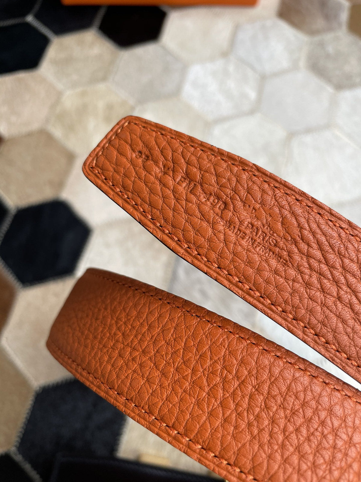 H CONTANCE BELT 32MM GOLD BUCKLE BLACK ORANGE LEATHER