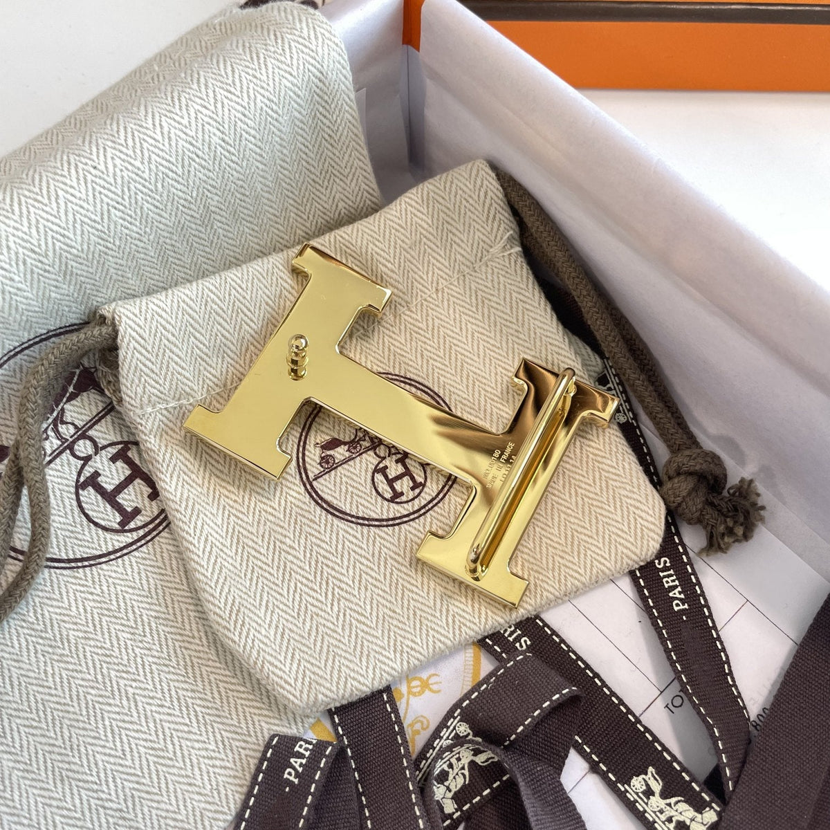 H CONTANCE BELT 38MM GOLD BUCKLE GOLD GREY LEATHER