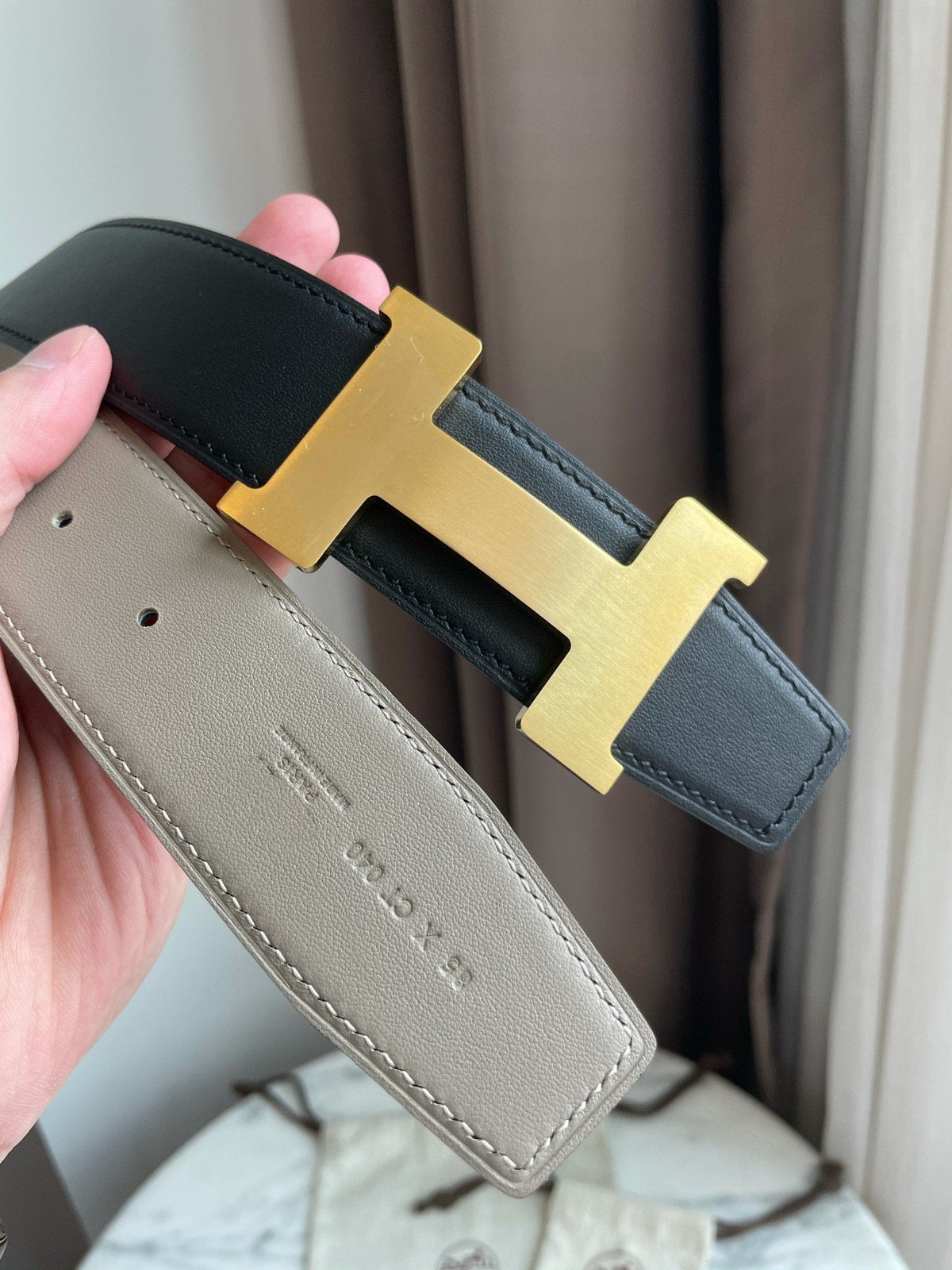 H CONTANCE BELT 38MM GOLD BUCKLE GREY BLACK LEATHER