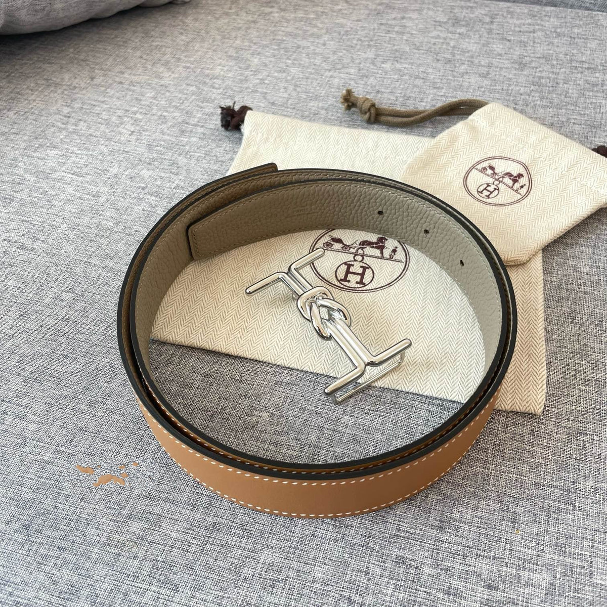 H MARIN REVERSIBLE BELT 32MM SILVER BUCKLE GOLD TIN GREY LEATHER