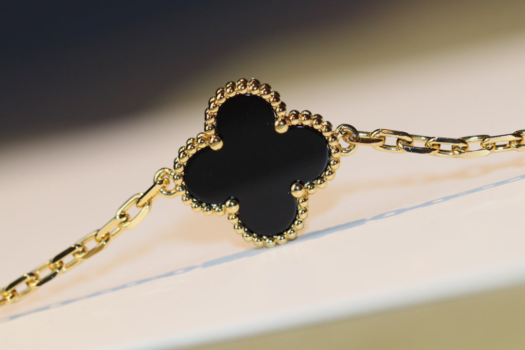 CLOVER 20 MOTIFS ONYX GOLD