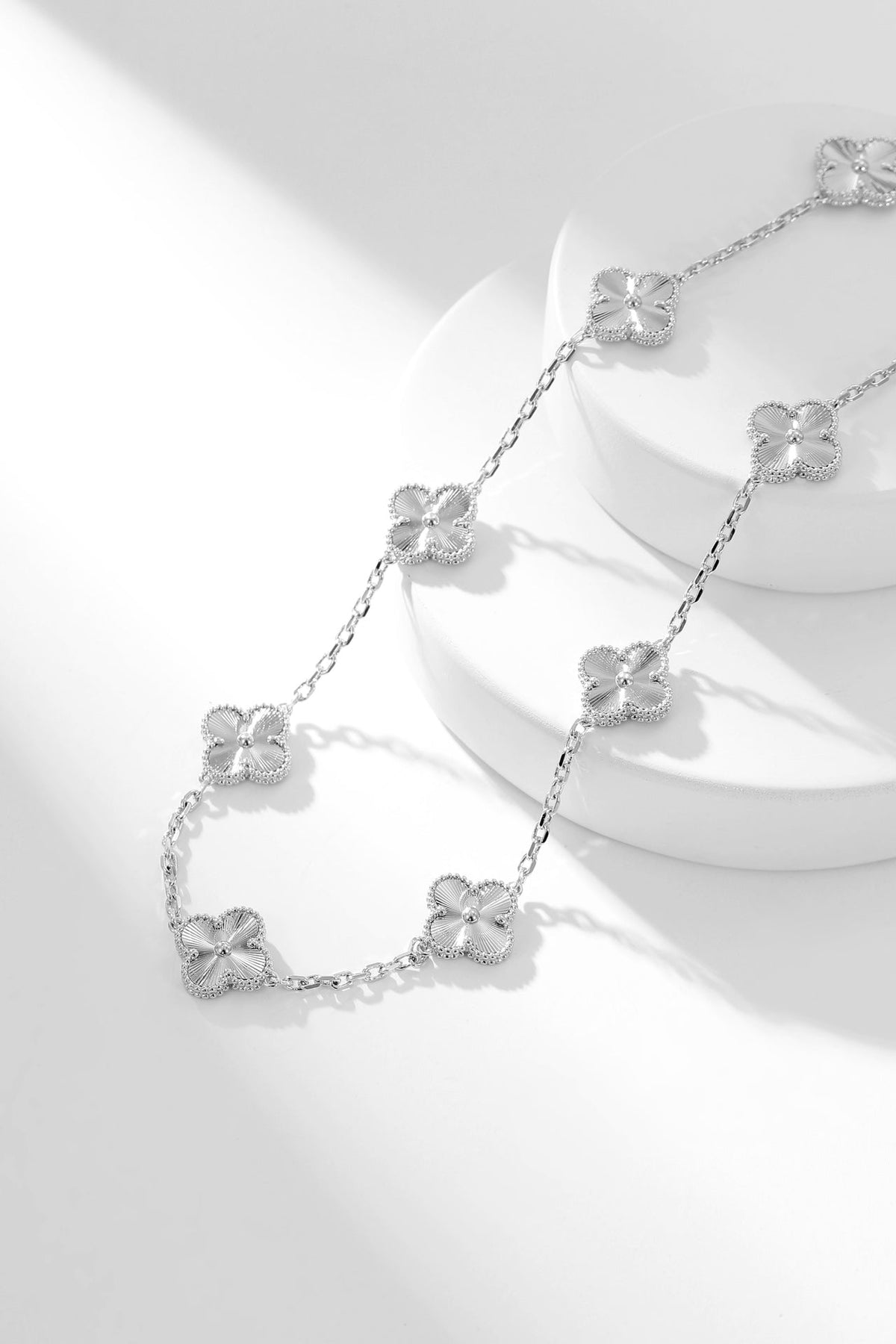 CLOVER 20 MOTIF SILVER NECKLACE