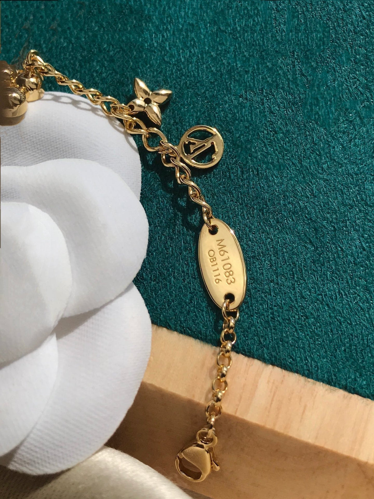 LV BLOOMING PINK GOLD MOP BRACELET