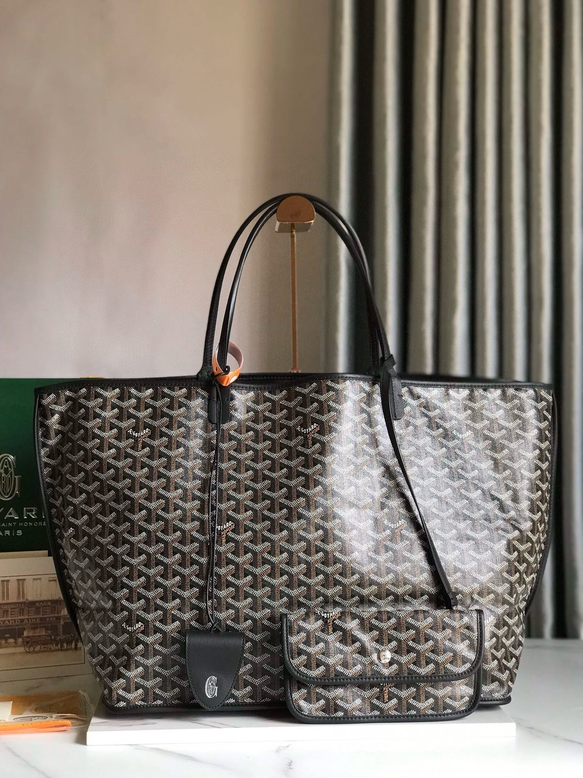 GOY REVERSIBLE ANJOU 39*32*19