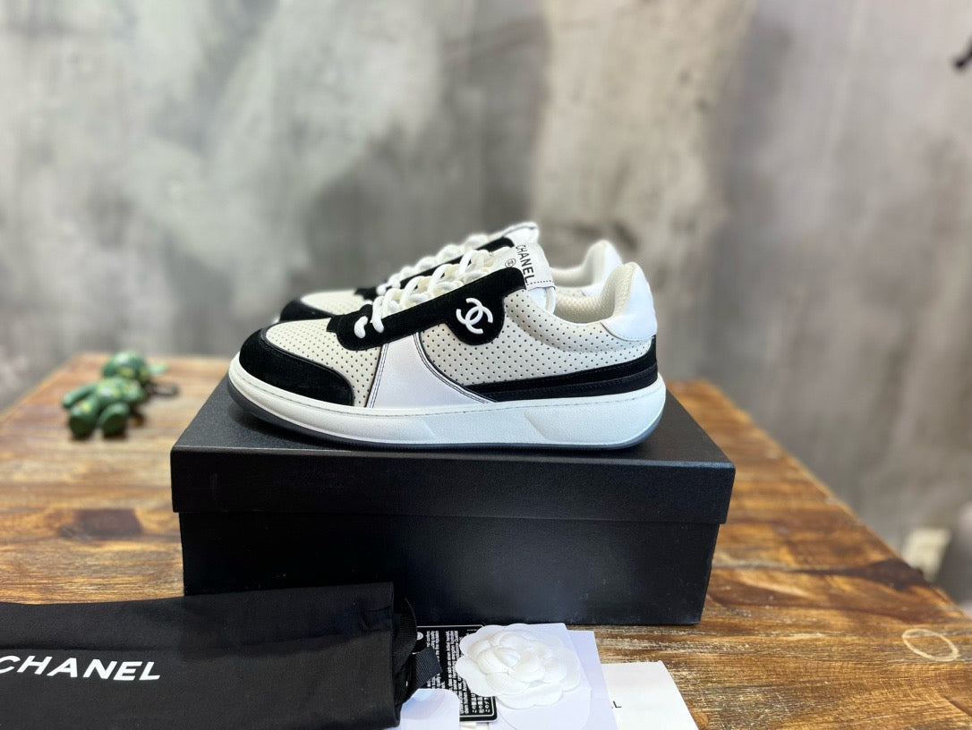 CHA Sneakers