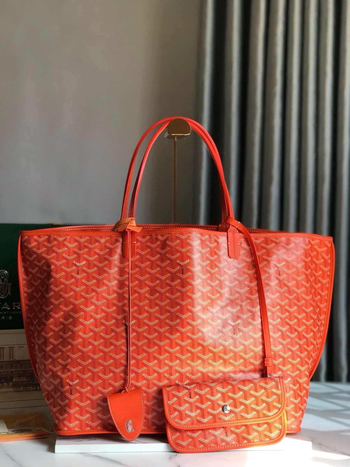 GOY REVERSIBLE ANJOU 39*32*19