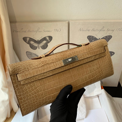 KELLY CUT 31 IN TORTILLA BROWN ALLIGATOR LEATHER WITH SILVER HARDWARE