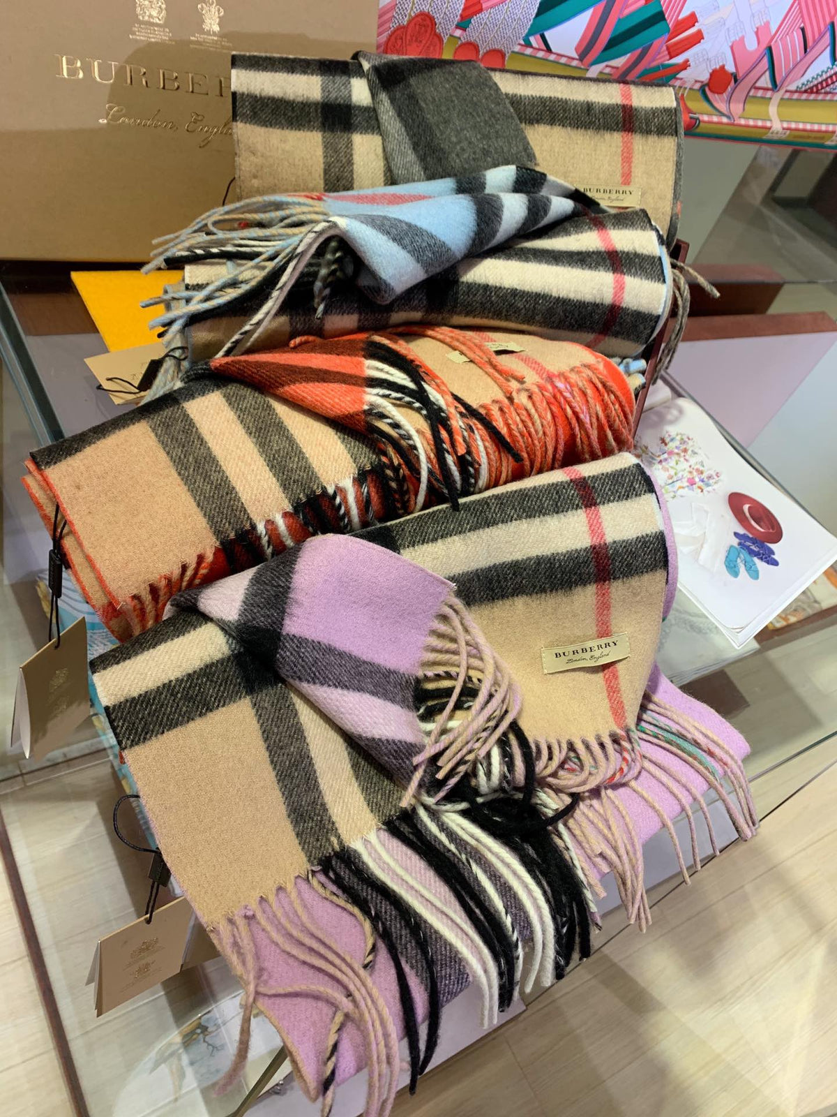 LONG SCARF 250 CM IN BLACK AND BEIGE CASHMERE 410474
