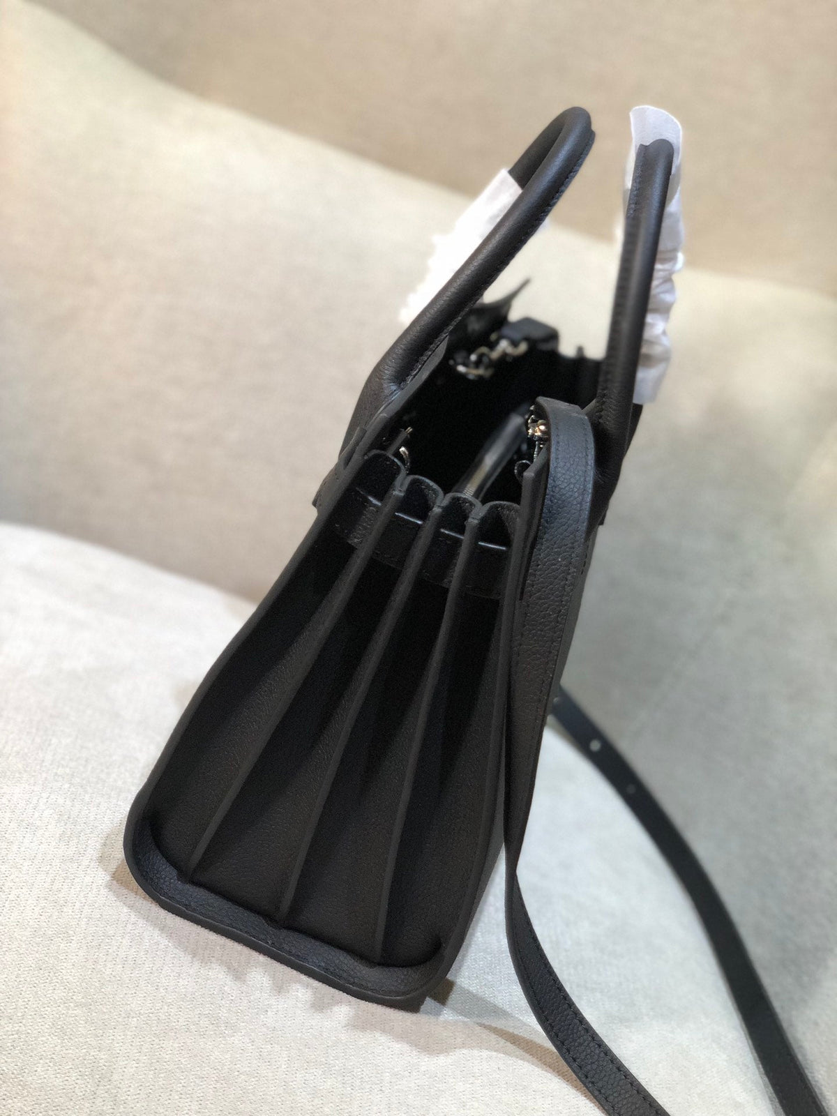 SAC DE 26 HANDBAG BLACK CALFSKIN