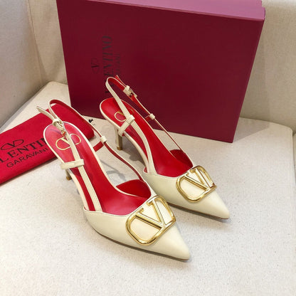VLOGO SIGNATURE WHITE CALFSKIN HIGH SLINGBACK PUMP 7 CM WITH GOLD LOGO
