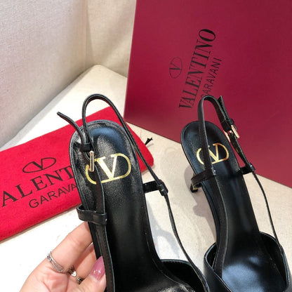 VLOGO SIGNATURE BLACK CALFSKIN HIGH SLINGBACK PUMP 7 CM