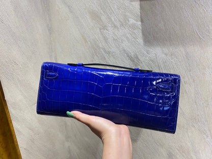 KELLY CUT 31 IN ADMIRAL BLUE SHINNY ALLIGATOR LEATHER WITH SILVER HARDWARE