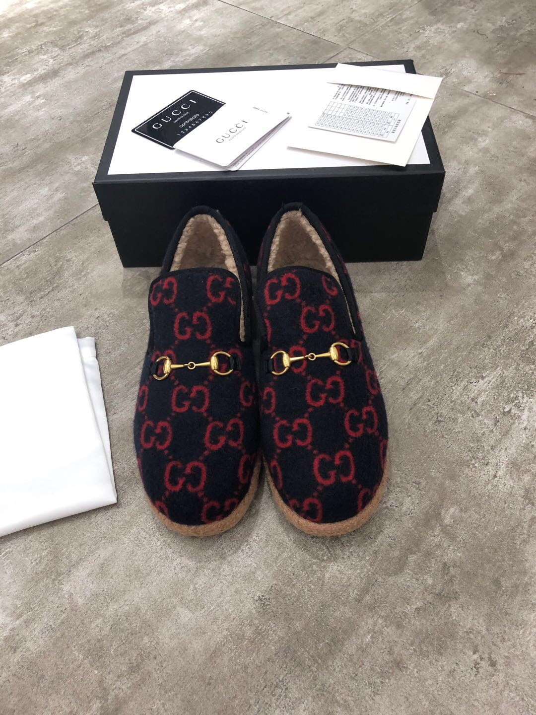 GG HORSEBIT LOAFER IN BLACK MIX RED WOOL AND LAMB FUR LINING