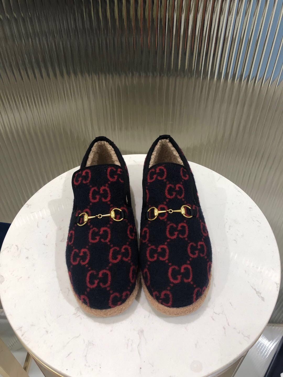 GG HORSEBIT LOAFER IN BLACK MIX RED WOOL AND LAMB FUR LINING