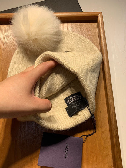 BEANIE HAT IN BISQUE BEIGE WOOL AND RABBIT FUR 361433