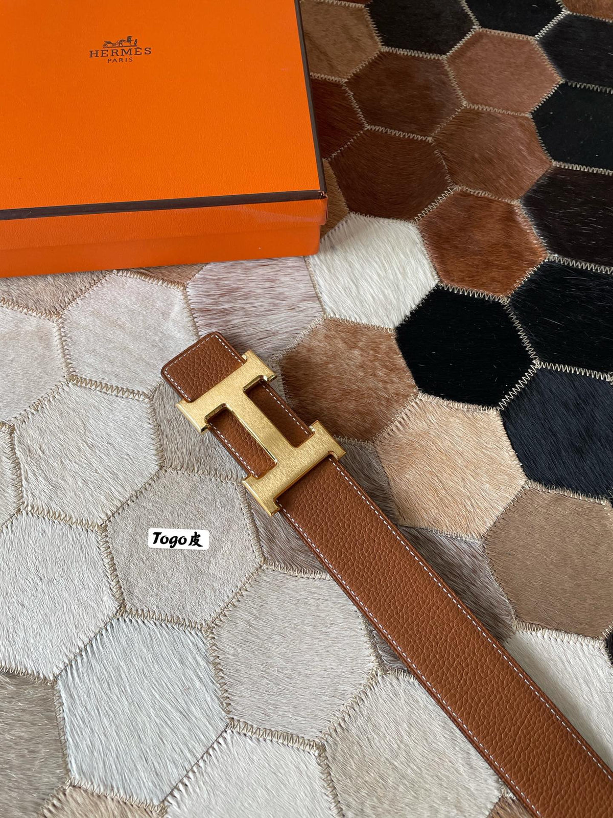 HM CONSTANCE BELT BUCKLE & REVERSIBLE BRONZE BROWN LEATHER STRAP 38MM GOLD HARDWARE