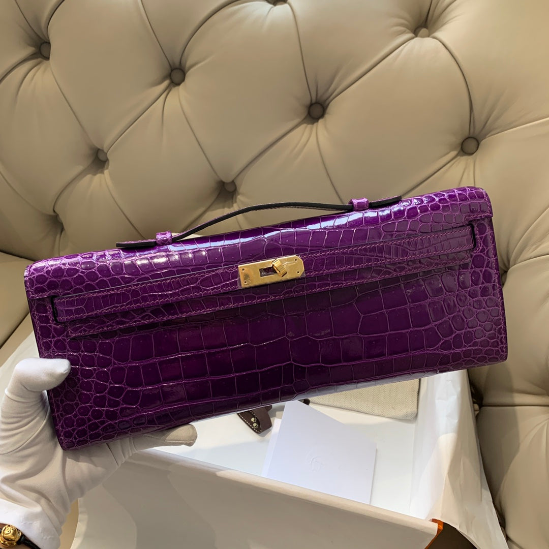 KELLY CUT 31 IN VIOLET PURPLE ALLIGATOR LEATHER WITH GOLD HARDWARE