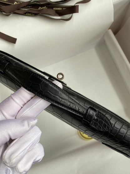 KELLY CUT 31 IN BLACK ALLIGATOR LEATHER WITH SILVER HARDWARE
