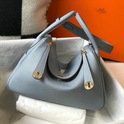 HM LINDY 30 BAG IN NEPAL BLUE CALFSKIN GOLD HARDWARE
