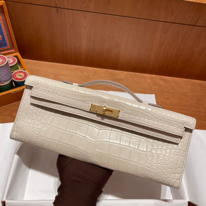 KELLY CUT 31 IN WHITE CREAM ALLIGATOR LEATHER WITH GOLD HARDWARE